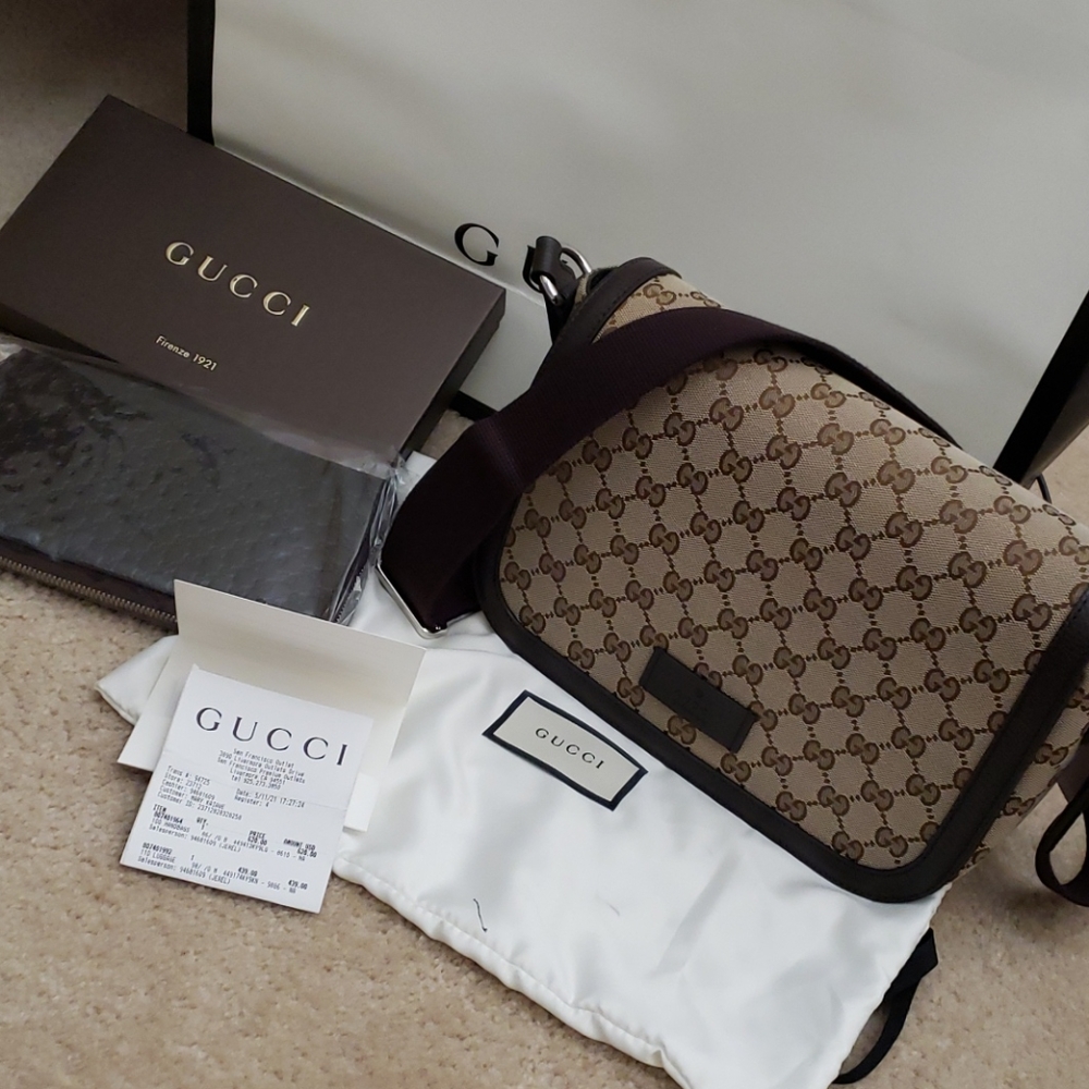 Gucci Messenger Bag with Wallet